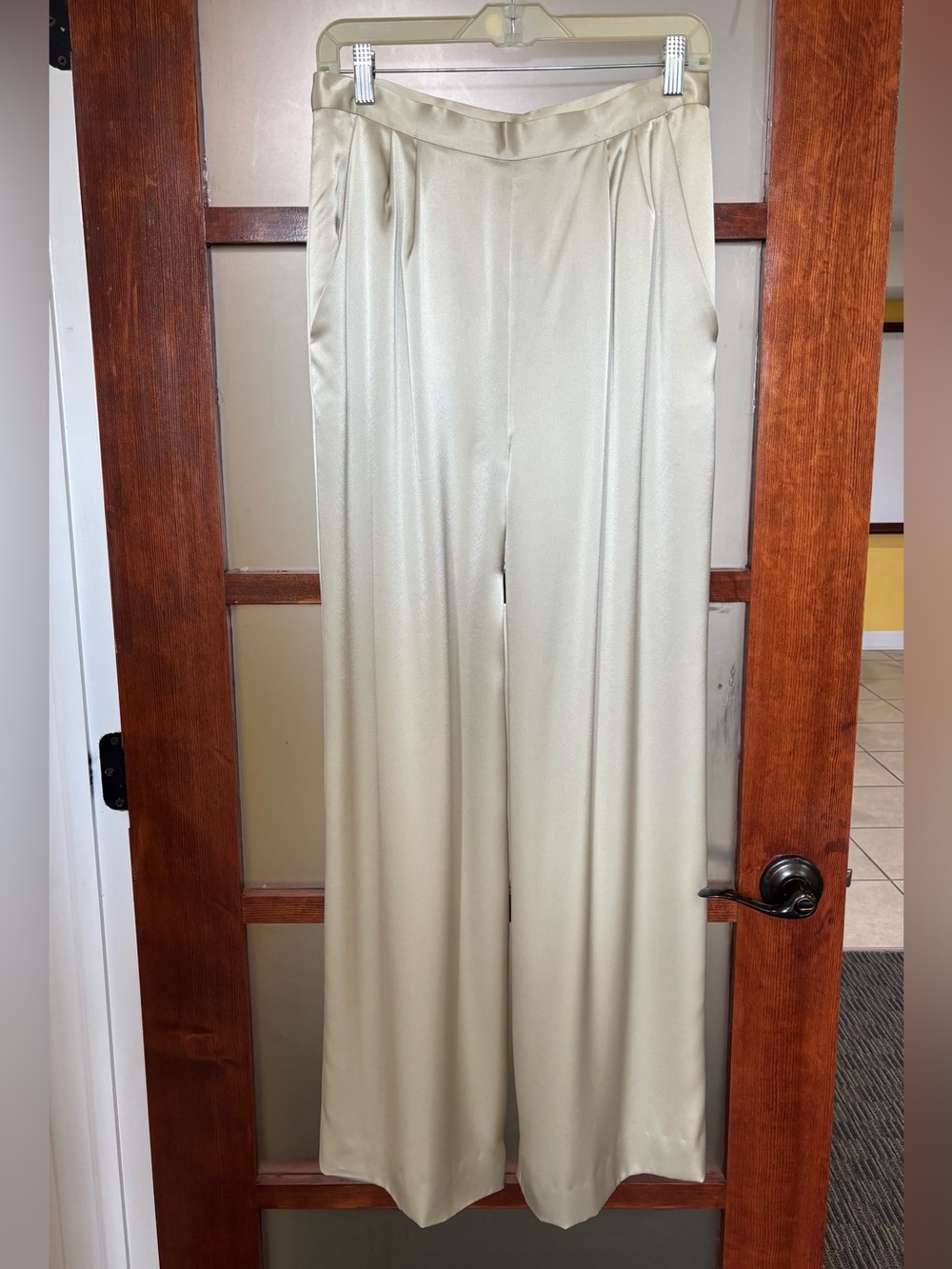 Carmen Marc Valvo Satin Wide-Leg Pants in Champagne